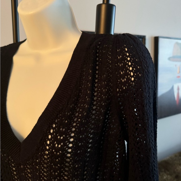 V-neck Pointelle Knit Balloon Sleeve Sweater - Picture 3 of 5